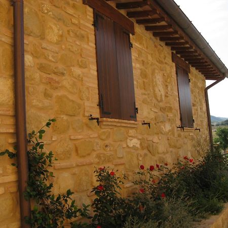Pietra Maula Agriturismo Castelraimondo Eksteriør bilde